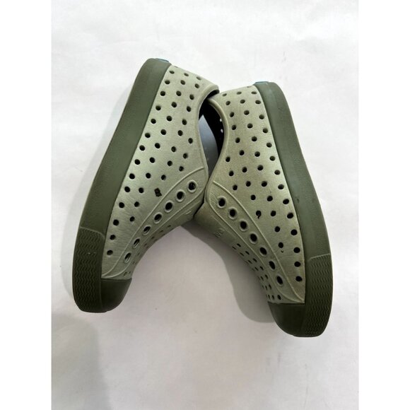 Clean Genuine Native Jefferson Kids Slip on Shoes Size 13 - Picture 3 of 4